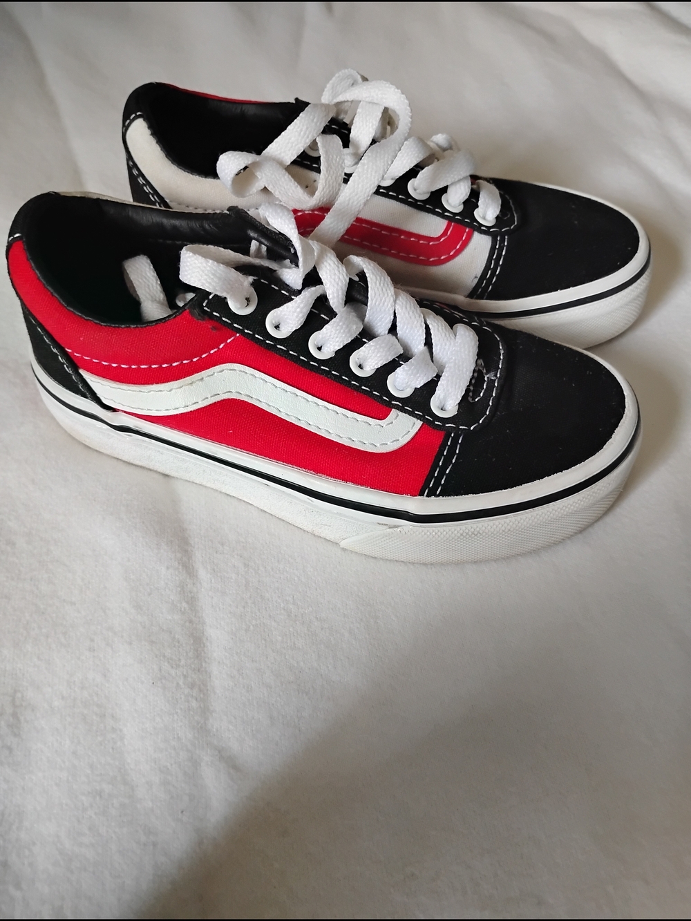 Kids Red and Black Low-Top Skate Sneakers